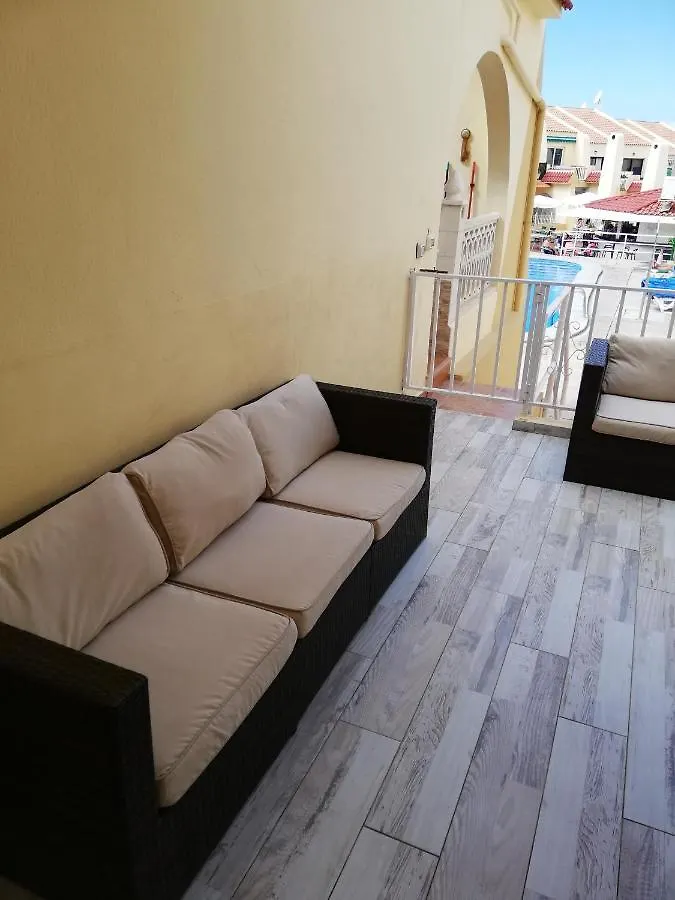Residence Mareverde Casa Gianluca アデヘ 0*,
